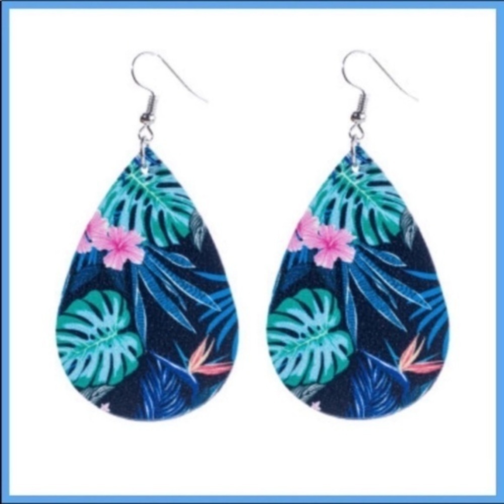 Leather earrings - Picture 4 of 6
